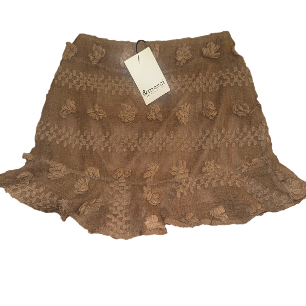🌼 &merci tan/brown floral mini skirt